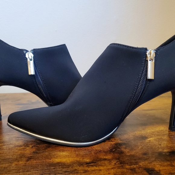 Bandolino Black Booties US 8.5 women's - Picture 2 of 10